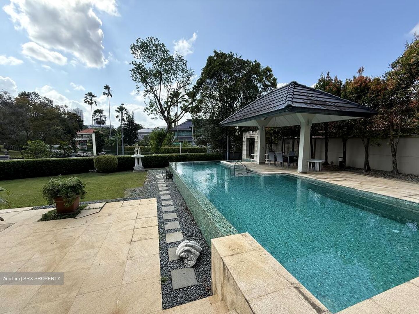 Gallop Park (D10), Detached #528374791